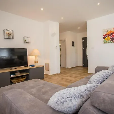 Holiday home Lemi *