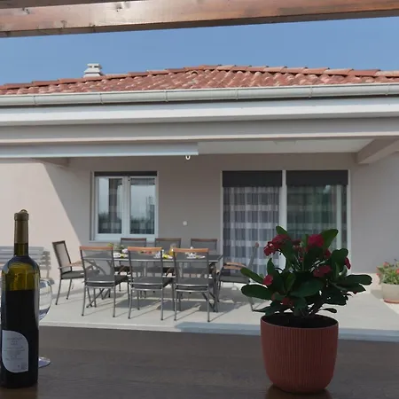 Lemi Holiday home