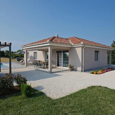 Lemi Holiday home *