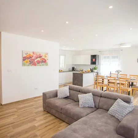 Lemi Holiday home